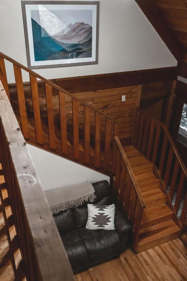 Purlear Creekside Overlook At 36 North Cabin - Fireplace מראה חיצוני תמונה