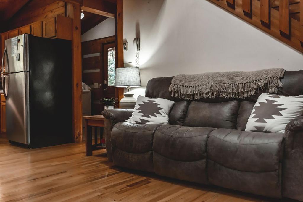 Purlear Creekside Overlook At 36 North Cabin - Fireplace מראה חיצוני תמונה